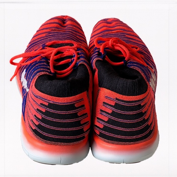 WOMEN’S Nike Shoes Sz. 11 - Picture 4 of 5